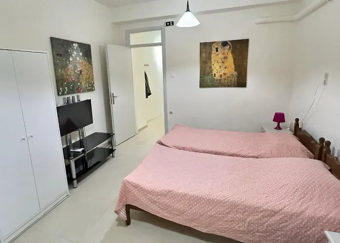 Apartment Old Town & Office, 300mbps Wifi *